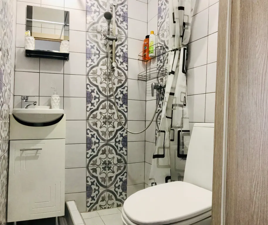 Современная студия Бирюза на площади Маркса