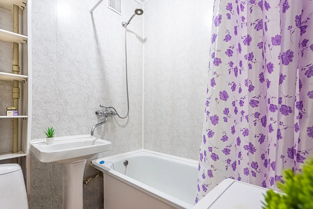 Тёплая квартира с балконом в центре