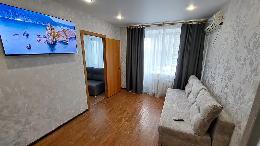 Уютная двухкомнатная квартира Ленина 95