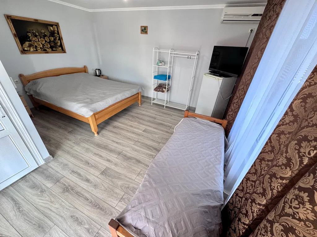 Квартира Трёхместный номер с видом на море, со всеми удобствами — аренда посуточно в Лермонтово