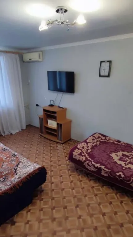 1-комнатная Квартира — аренда посуточно в Феодосия