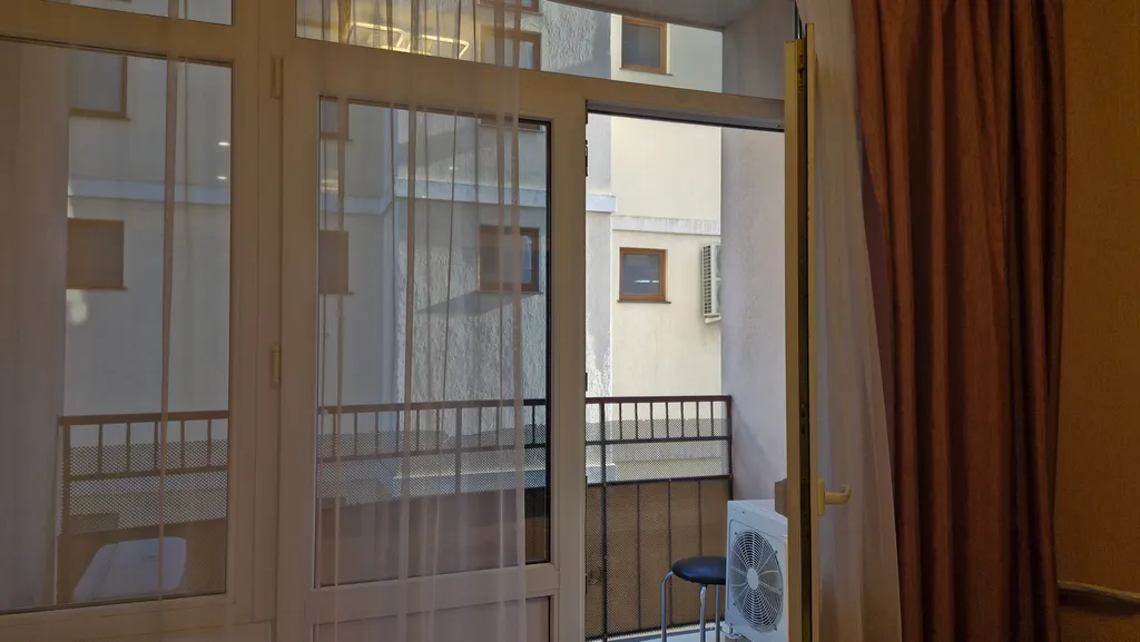 Просторная 2-х комнатная квартира в центре Алушты