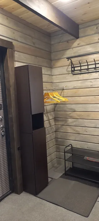 Домик у реки с отличным видом на 2 шлюз Волго Балтийского канала и лес