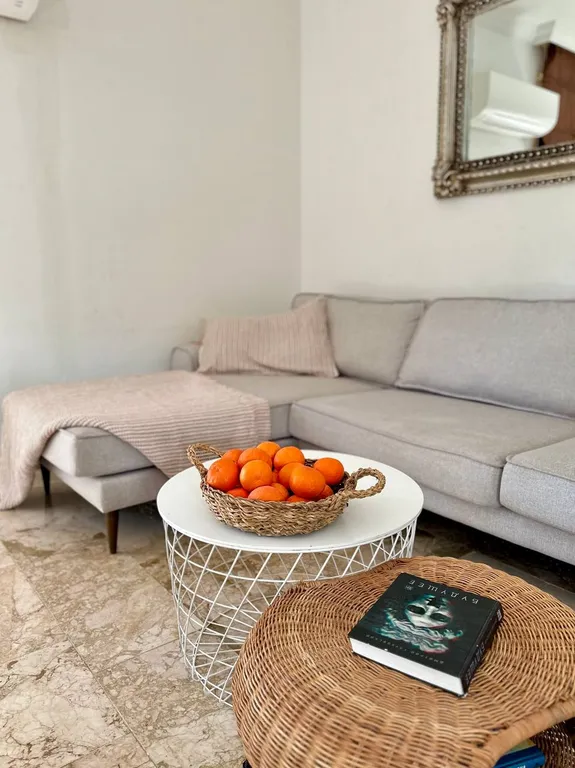 Современная вилла 3+1 с бассейном рядом с пляжем