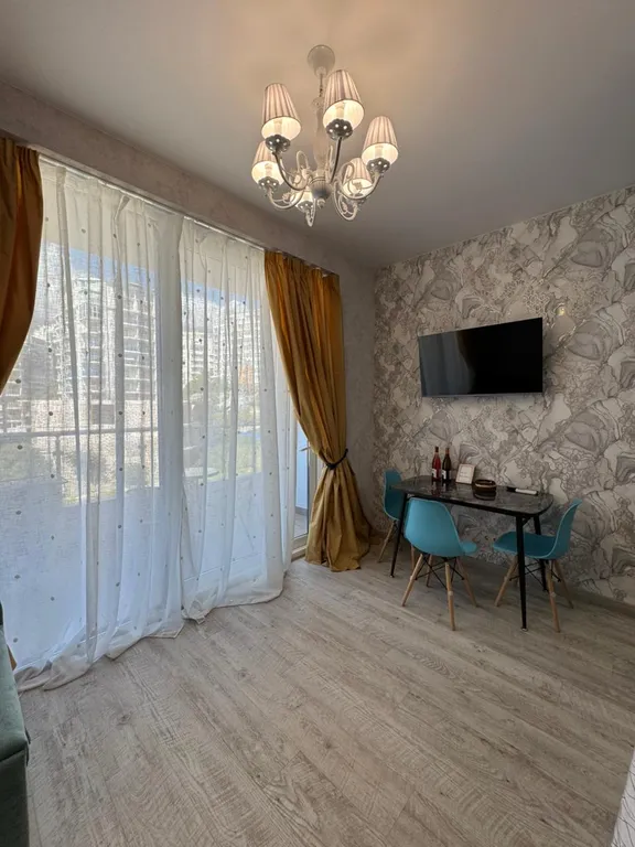 Студия с видом на море