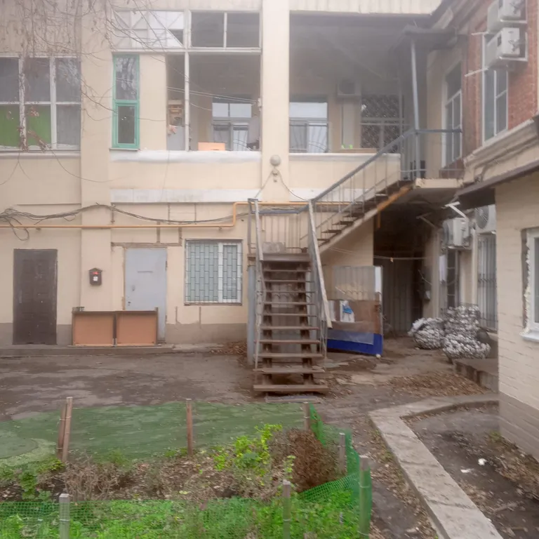 Великолепная квартира в купеческом особняке