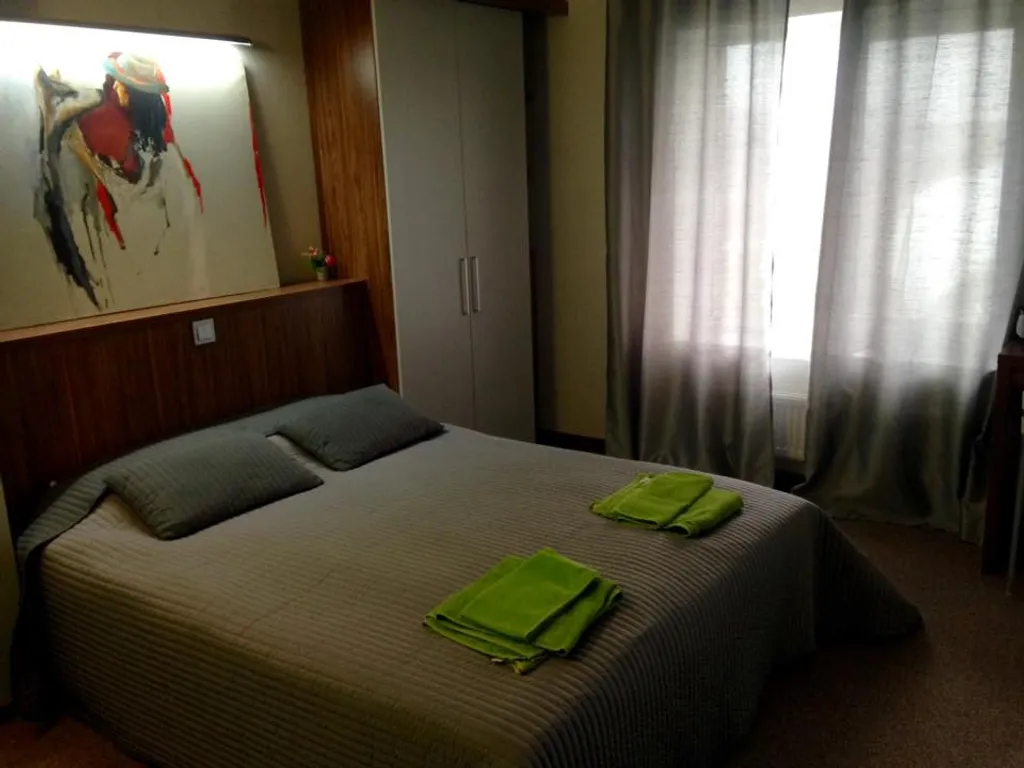 Усадьба Силичи с видом на гору