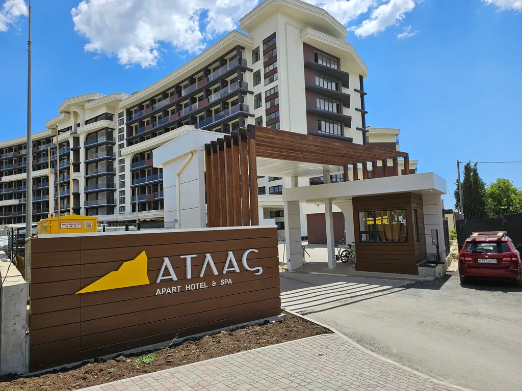 Двухкомнатные апартаменты в апарт-комплексе Атлас с видом на море