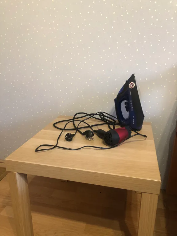 Уютная комната в 4х комнатной квартире с балконом рядом парком отдыха