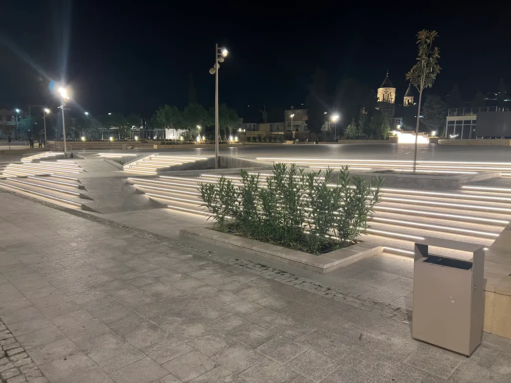 Квартира Шикарная квартира в центре города, рядом с мультимедийным фонтаном — Дербент