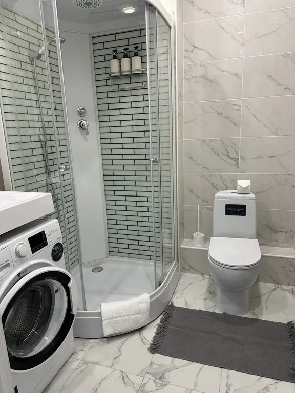 Уютные апартаменты центр города в 5 мин. езды, дом бизнес-класса