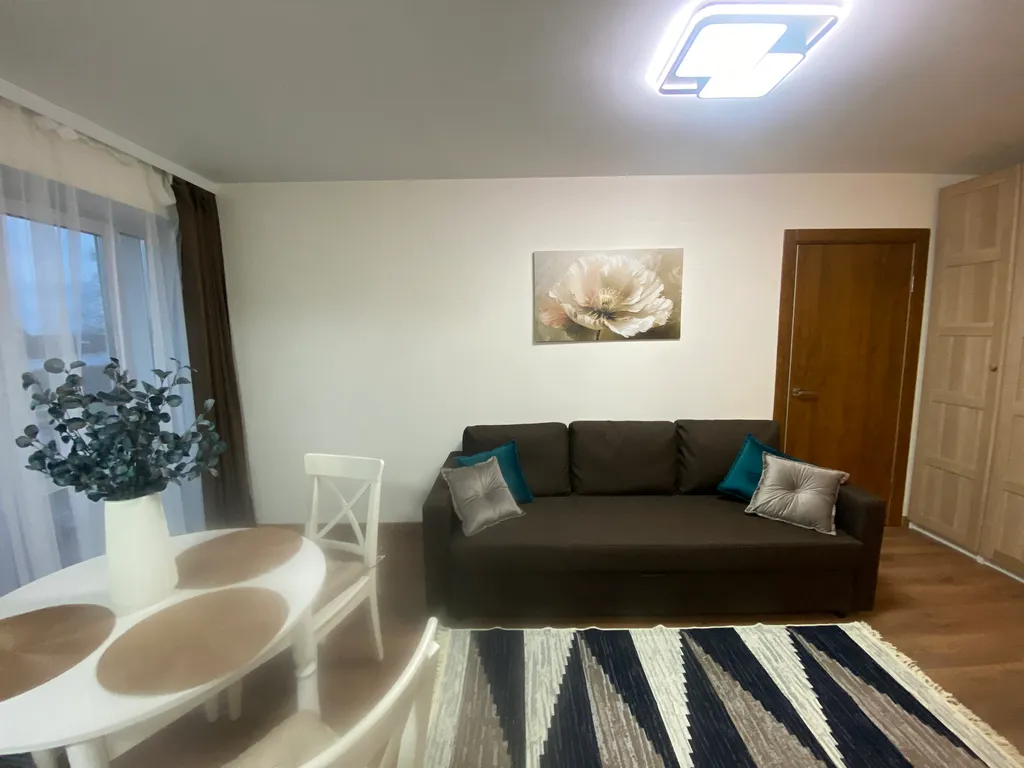 Уютная квартира с прекрасным видом на реку Волхов