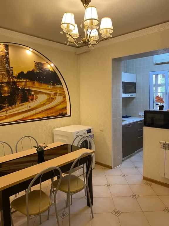 Квартира 3-комнатная Квартира — Элиста