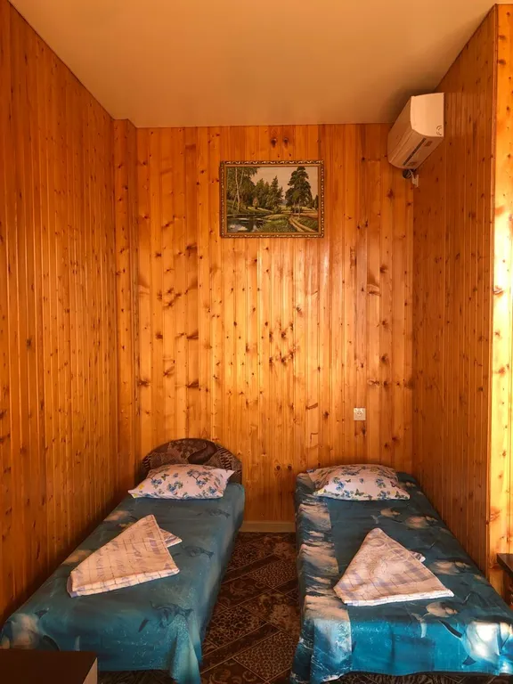 4-х местный номер с видом на море в центре