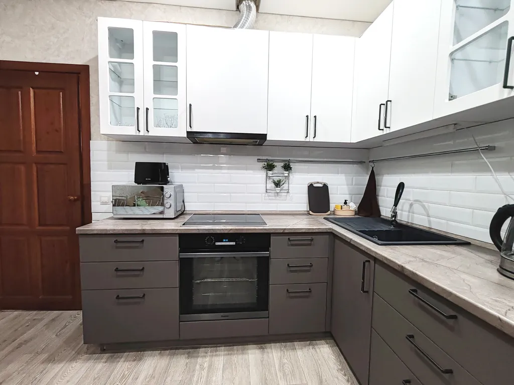 Евродвухкомнатная квартира на въезде в город возле тц кит