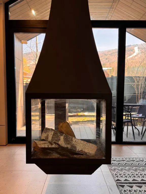 Дом с камином