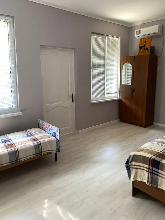 Уютный собственный дом на большую компанию недалеко от моря