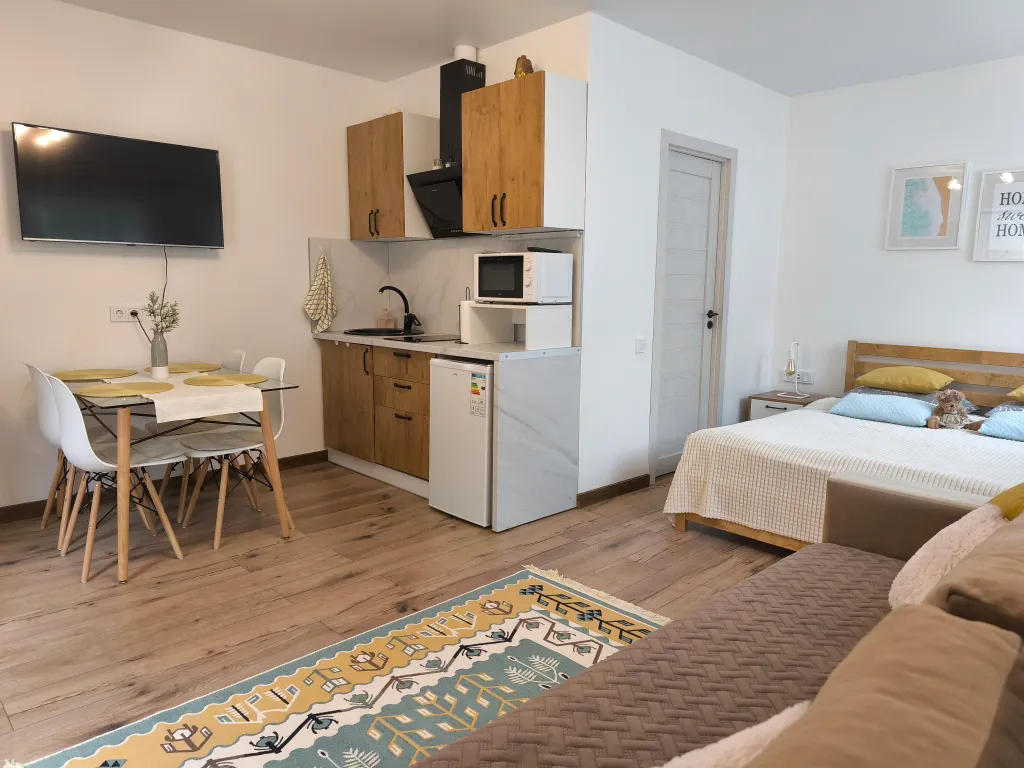 Квартира Квартира Студия с выходом на лужайку — Светлогорск