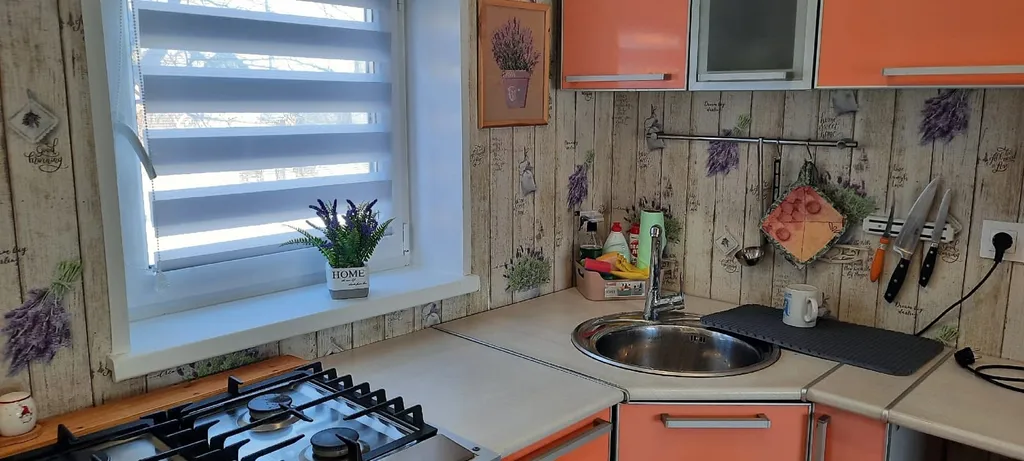 Уютный домик в старинной деревне