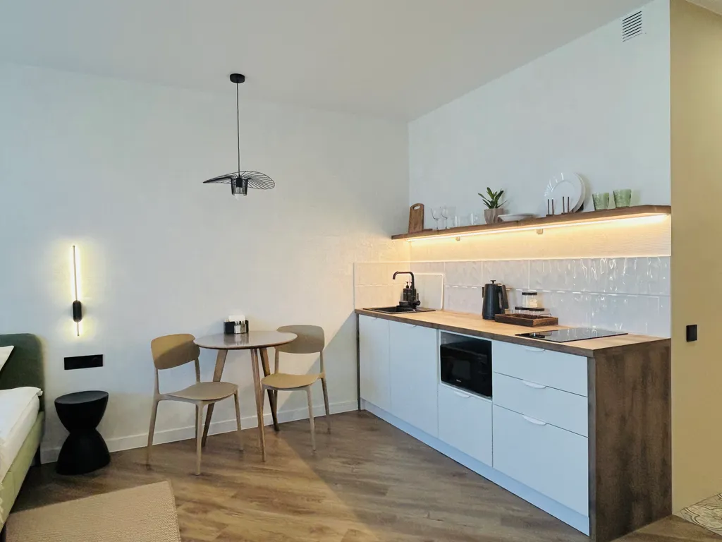 Апартаменты в центре у набережной Иртыша