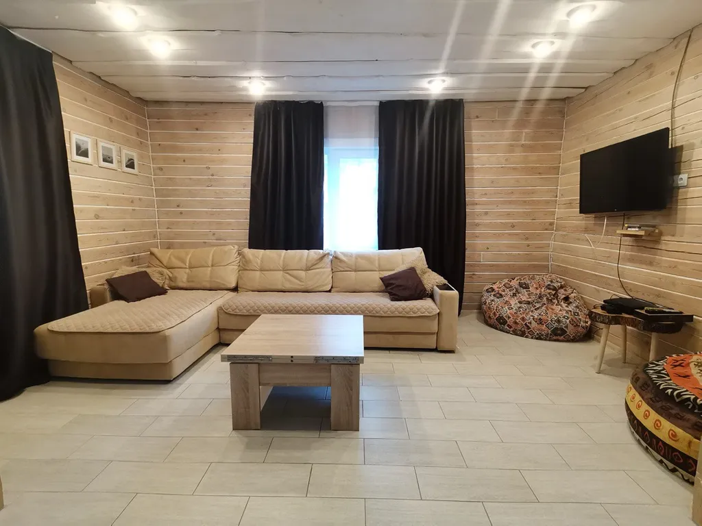 Новый уютный дом из профилированного бруса в кедровом лесу