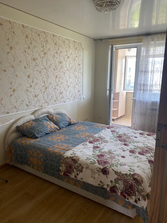 Квартира 3-комнатная Квартира — Севастополь