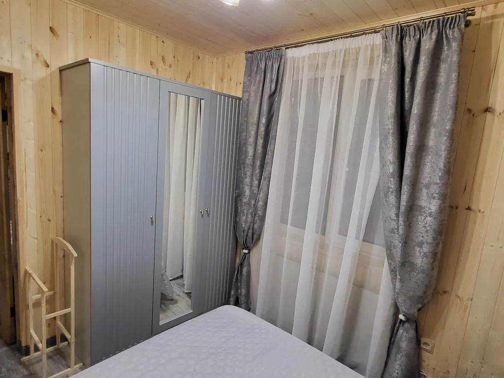 Коттедж с видом на горы (3 спальни)