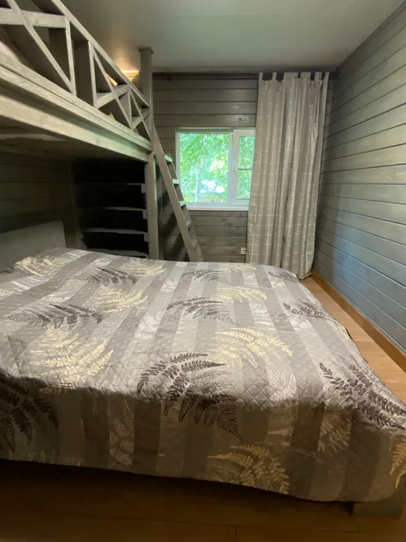 Загородный дом в тихом месте