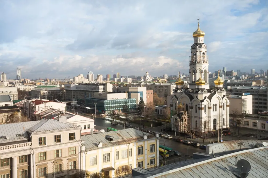 Студия в центре у Плотинка и ТРЦ Гринвич