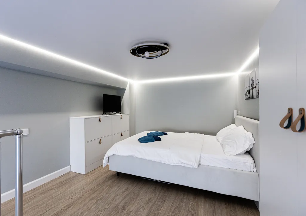 Стильная дизайнерская квартира