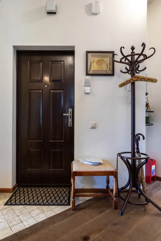 Трехкомнатная VIP квартира "Балтика" 
в центре|6 гостей , мансарда