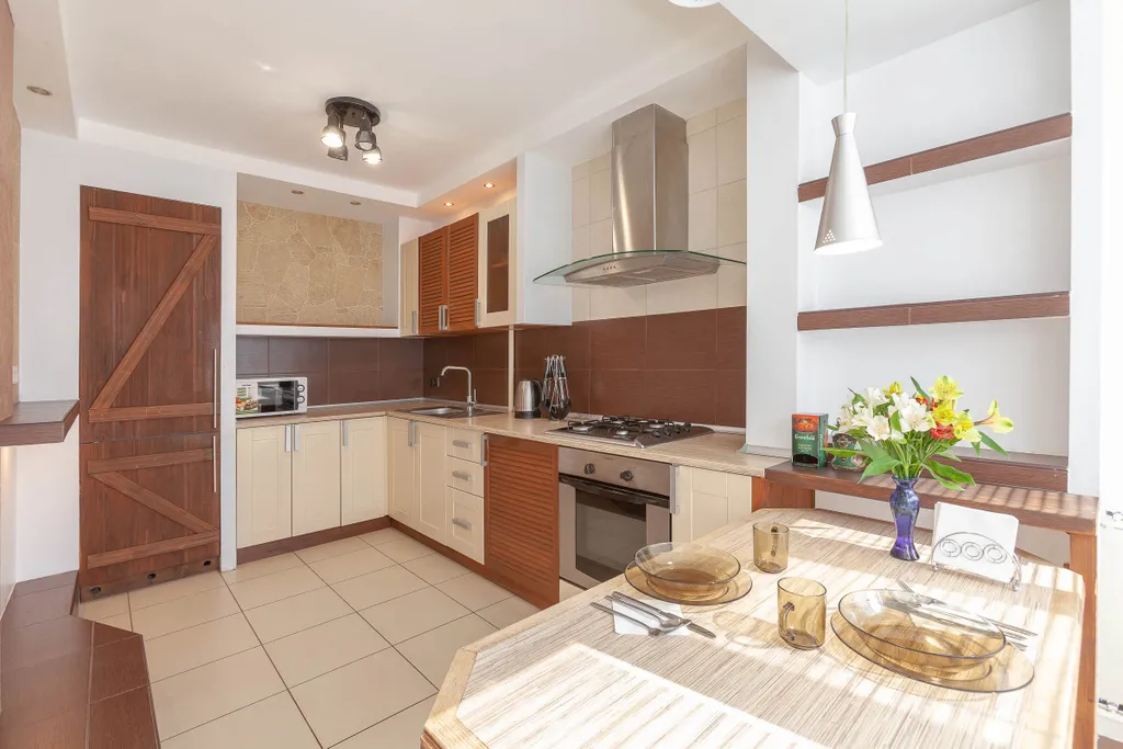 Светлая квартира — аренда посуточно в Самара