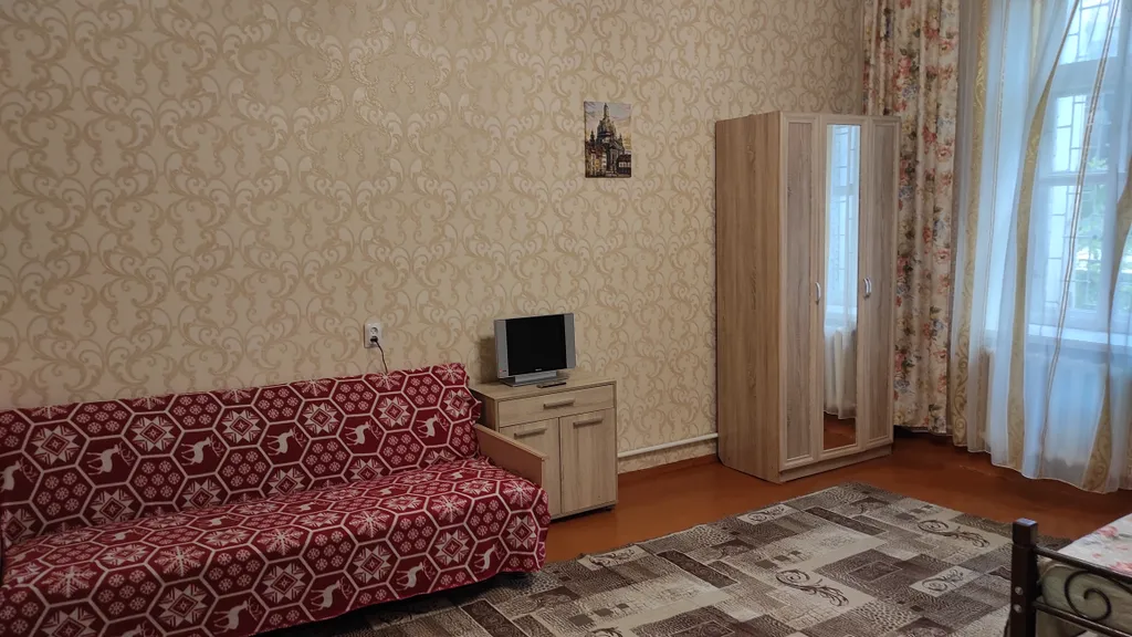 Квартира с двориком — аренда посуточно в Ялта