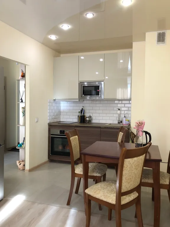 Приличная, уютная квартира возле метро