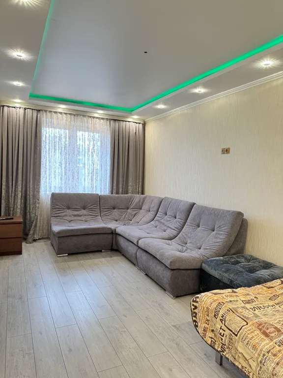 Омск Кировский у ТЦ Мега