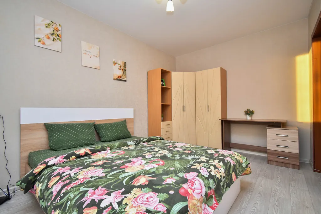 Квартира Просторная квартира возле ТРЦ Планета — Красноярск