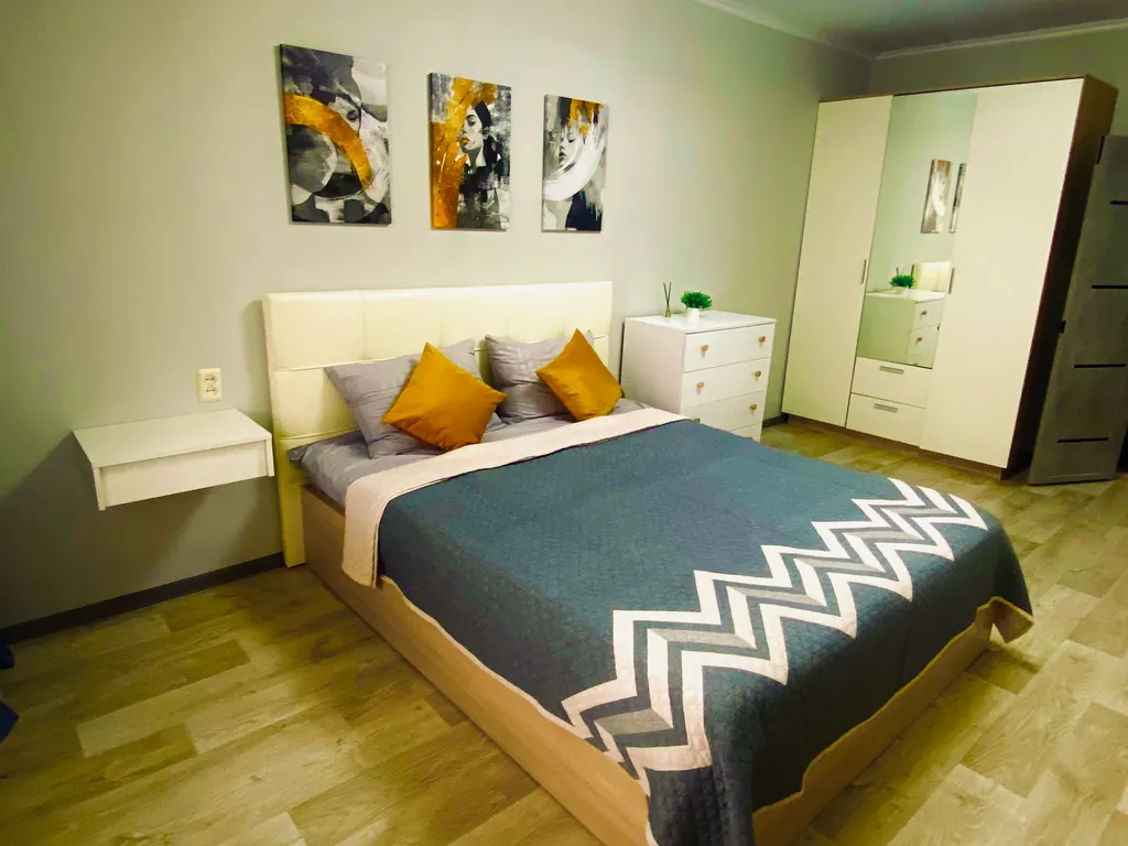 Квартира 2-комнатная Квартира — Элиста