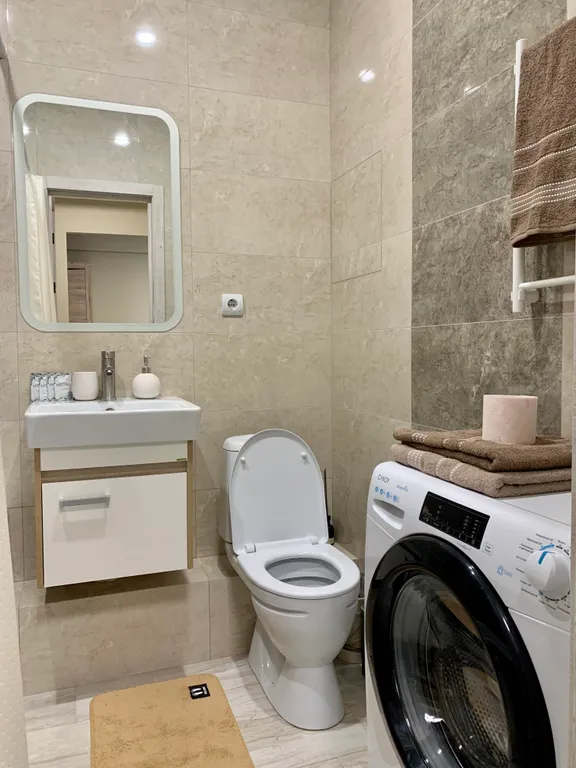 Прекрасная квартира с современным ремонтом.