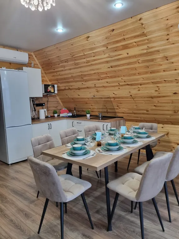 Новый дом у озера с прекрасными видами