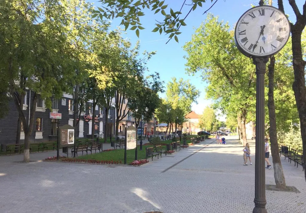 Апартаменты в самом сердце города с парковкой во дворе