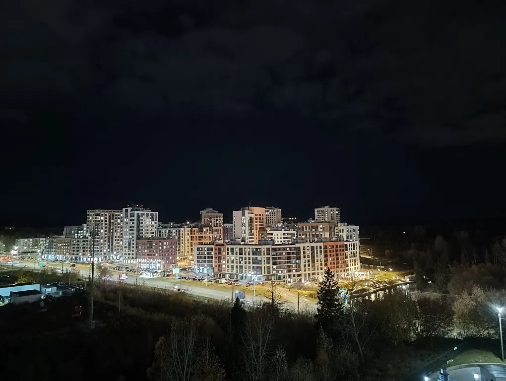 Просторная евро-двухкомнатная квартира в 10 минутах от центра