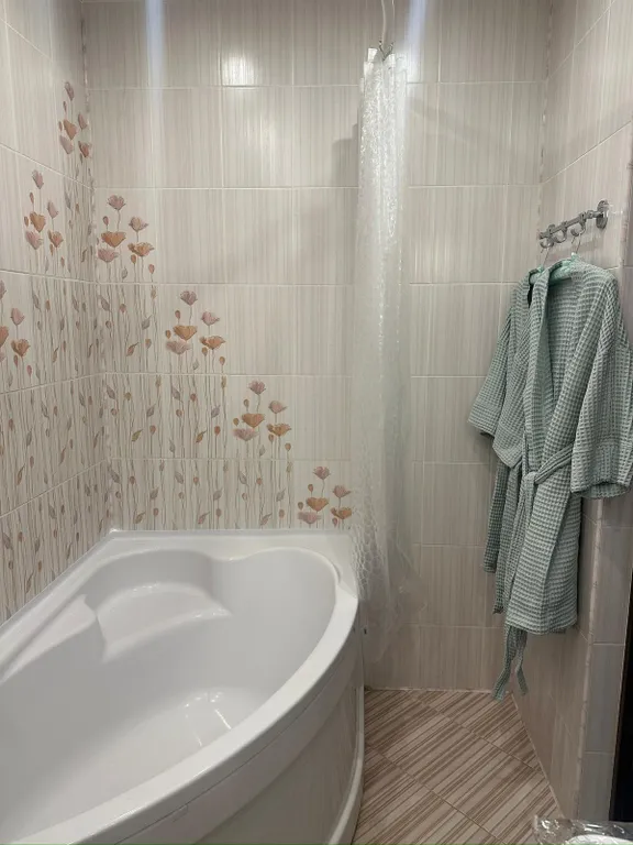 Двухкомнатная квартира в экологически чистом районе, парковая зона Пышки