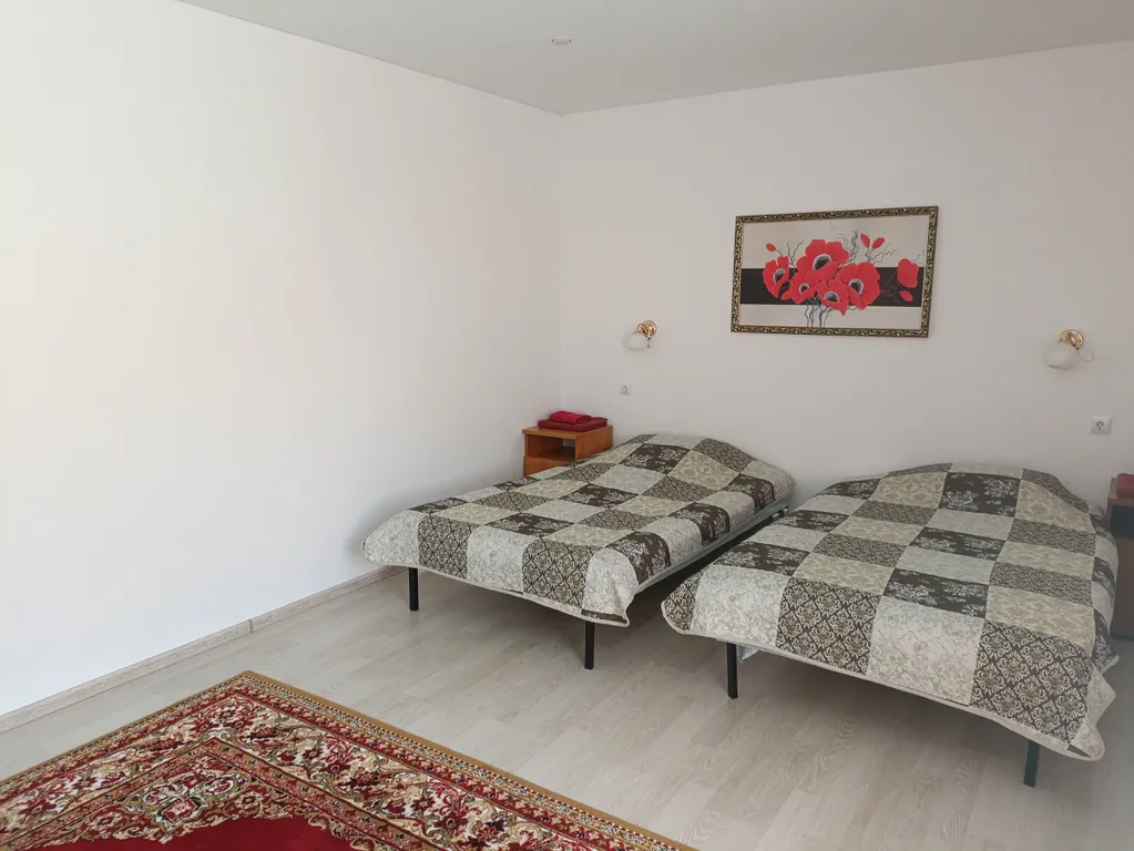 Уютная квартира рядом с ГЛЦ Металлург Магнитогорск и озеро Банное