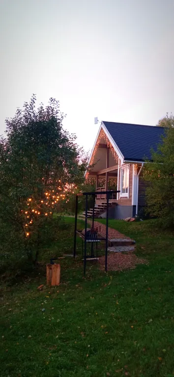 Дом с сауной на берегу реки