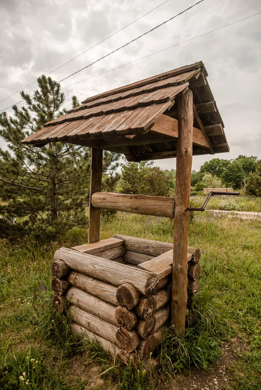 Уютный эко-дом у горной речки