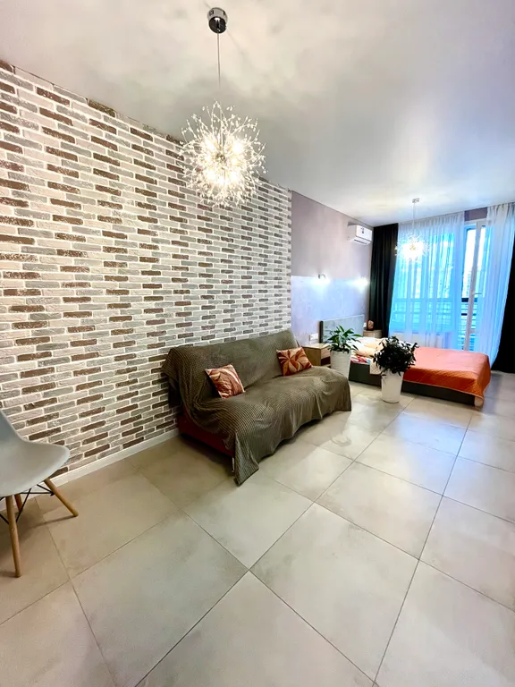 Новая студия у парка Дельфин