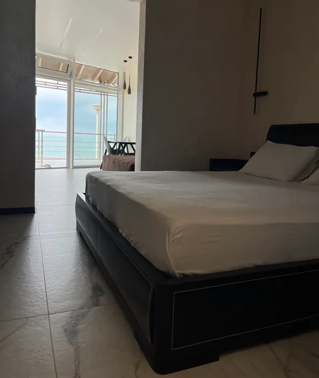 Квартира Апартамент с отдельным выходом на море — Лазаревское