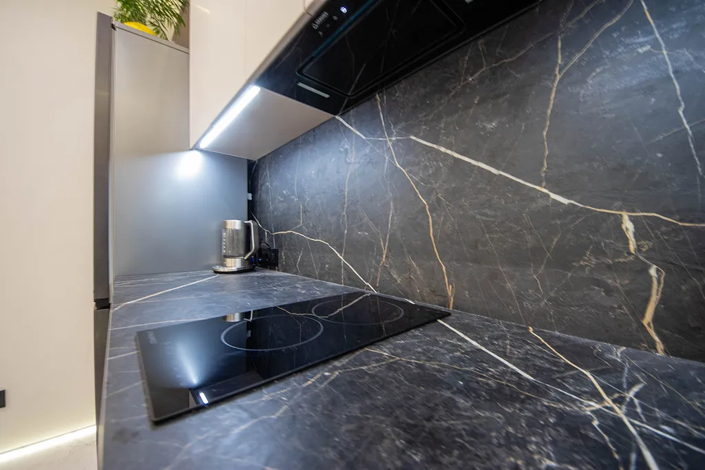 Дизайнерская квартира на берегу моря