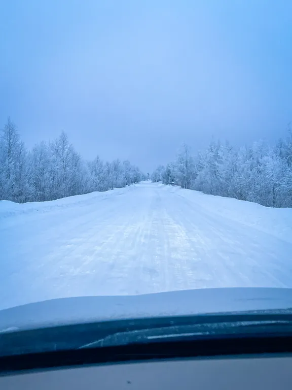 Двухэтажный дом+деревенская баня на дровах