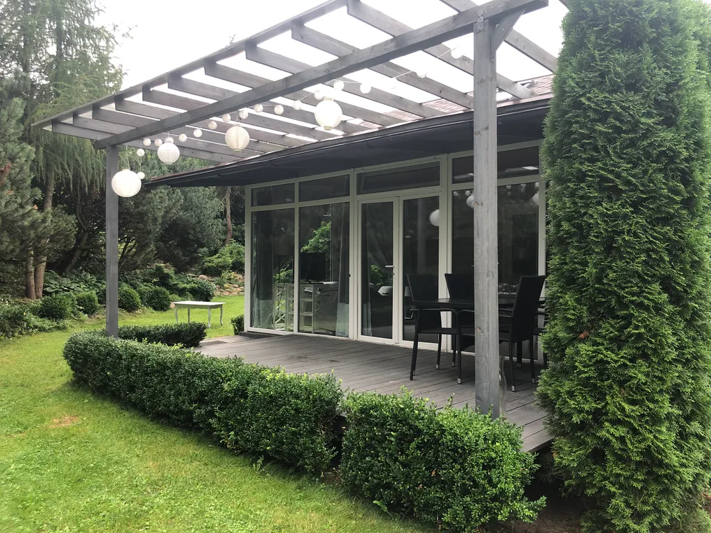 Wooden house Iconic Garden